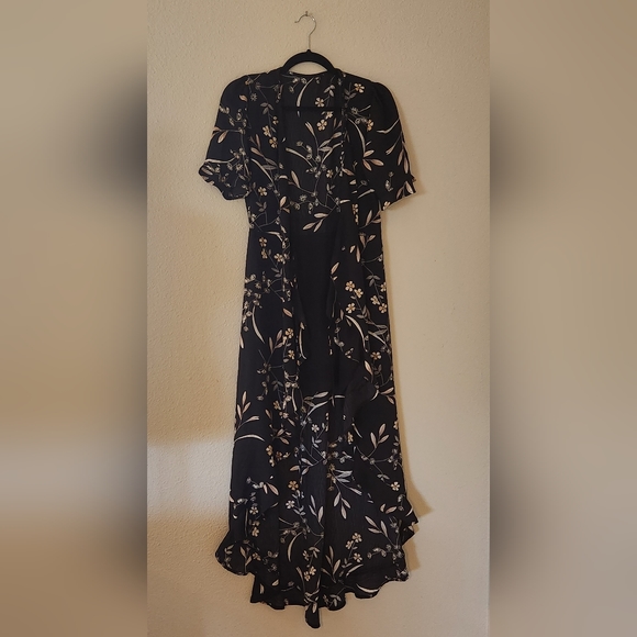 Lulu's Black Floral Wrap Dress size 2 - Picture 14 of 15